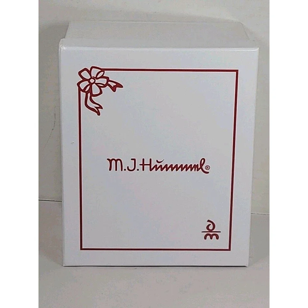 Danbury M.J. Hummel Christmas Ornament Tree 2006 MINT Riding Sleigh '06 Token